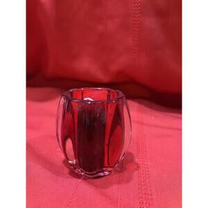 Red glass Tea Light molar vase